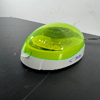 Braintree Scientific Mini Centrifuge image 1